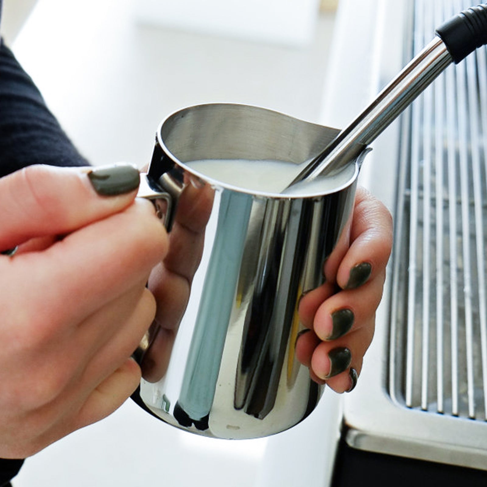 Casabrews Espresso Machine 5700 Series Stainless steel milk frothing cup