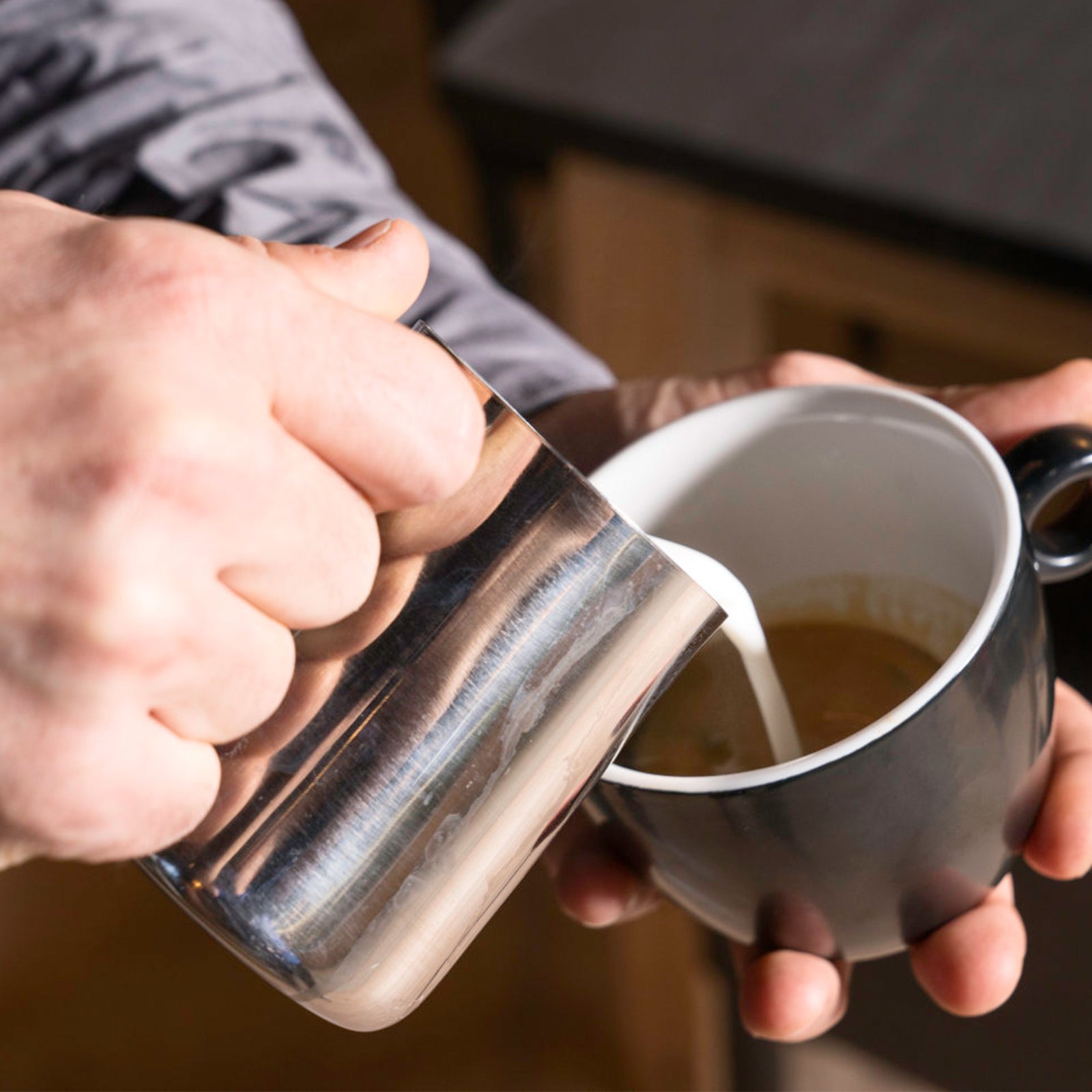 Casabrews Espresso Machine 5700 Series Stainless steel milk frothing cup